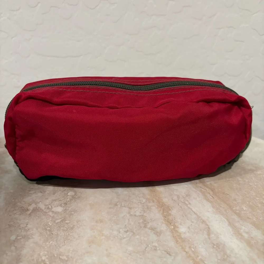 L.L Bean zip around cosmetic/tolietry pouch